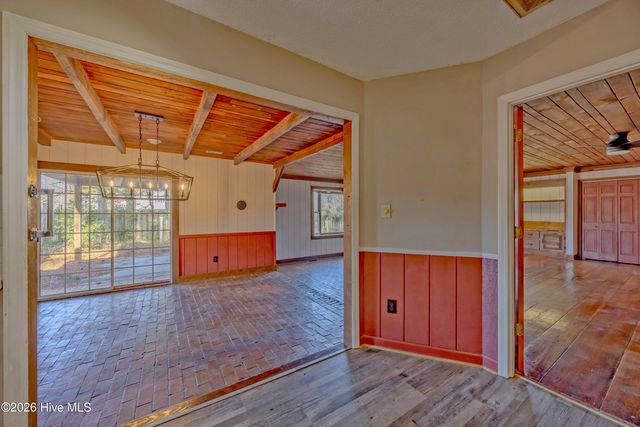 110 Annie Faye Norris Lane, Teachey, NC 28464