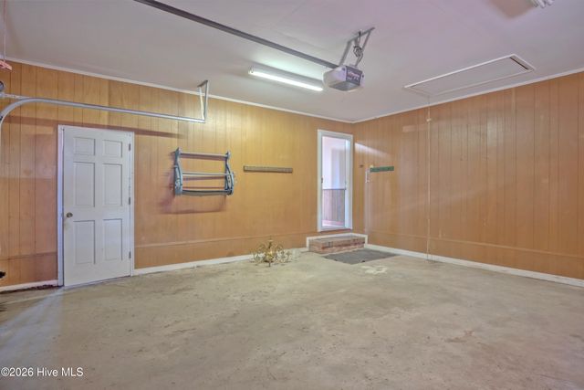 110 Annie Faye Norris Lane, Teachey, NC 28464