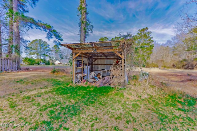 110 Annie Faye Norris Lane, Teachey, NC 28464