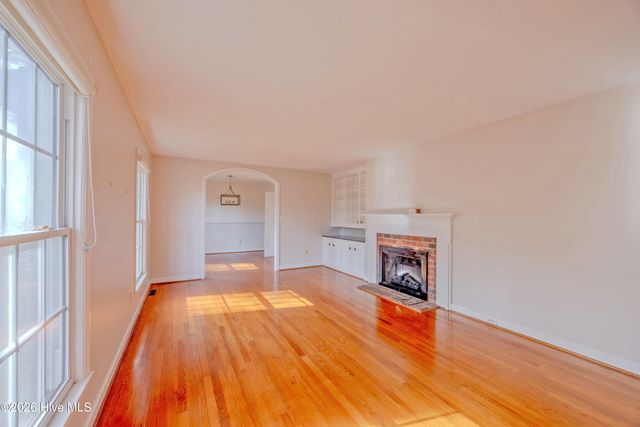 110 Annie Faye Norris Lane, Teachey, NC 28464