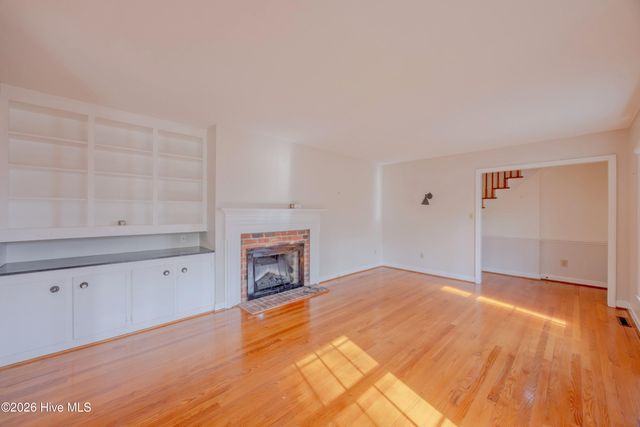 110 Annie Faye Norris Lane, Teachey, NC 28464