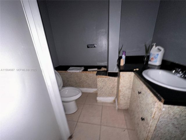 3045 W Broward Boulevard, Fort Lauderdale, FL 33312