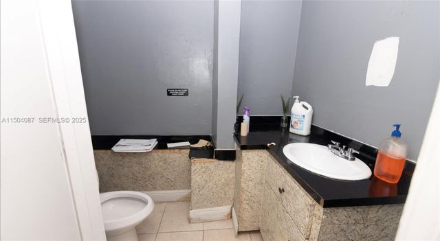 3045 W Broward Boulevard, Fort Lauderdale, FL 33312