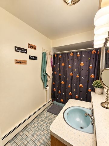 4118 W 63rd Street, Chicago, IL 60629
