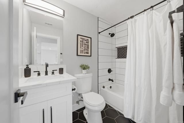 24 E Palomar Street, Chula Vista, CA 91911