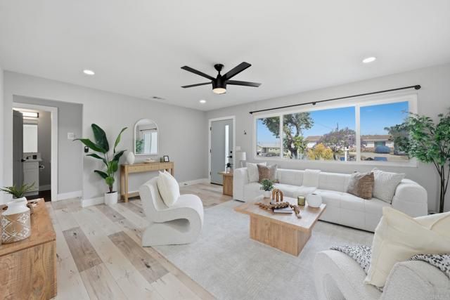 24 E Palomar Street, Chula Vista, CA 91911