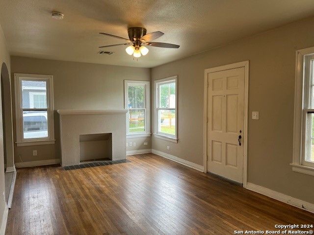 2108 Fresno, San Antonio, TX 78201