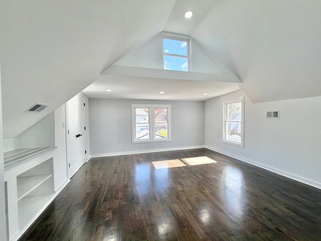 1631 Cleveland Avenue, Whiting, IN 46394