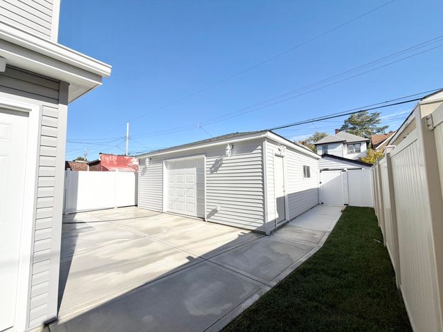 1631 Cleveland Avenue, Whiting, IN 46394