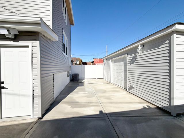 1631 Cleveland Avenue, Whiting, IN 46394