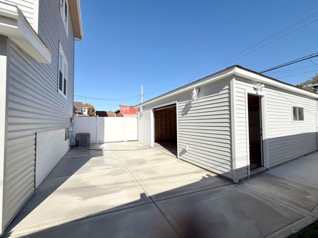 1631 Cleveland Avenue, Whiting, IN 46394