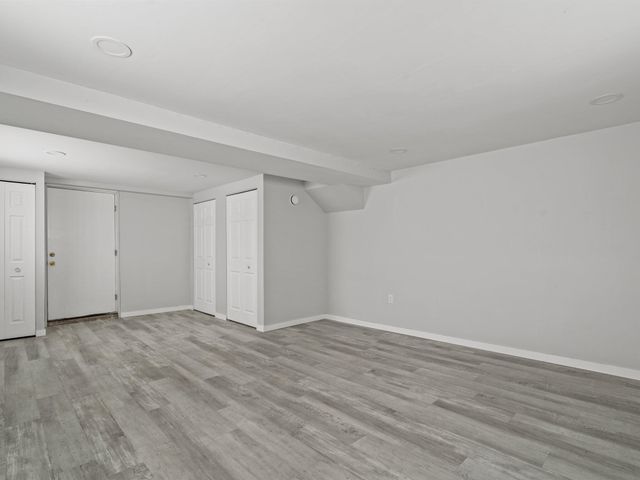 1401 Robin Road, Valparaiso, IN 46383