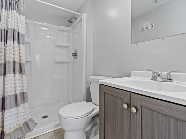 1401 Robin Road, Valparaiso, IN 46383