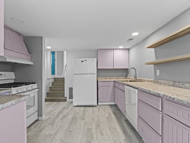 1401 Robin Road, Valparaiso, IN 46383