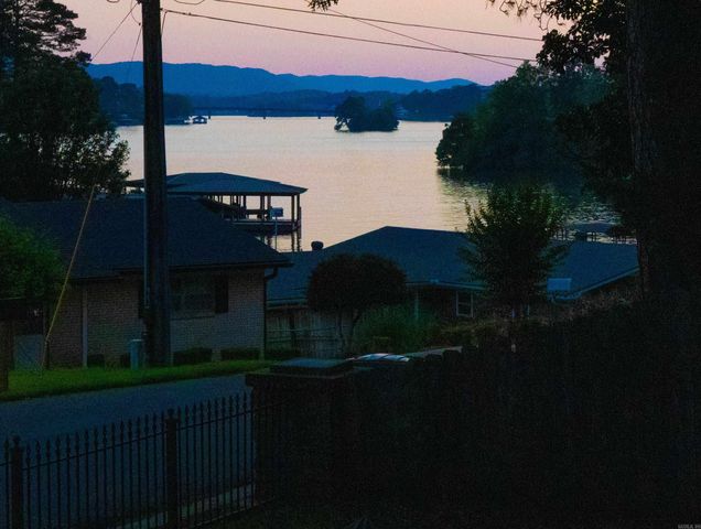 229 Little John Trail, Hot Springs, AR 71913