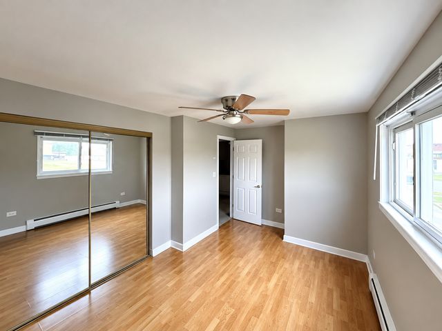 9307 W Irving Park Road 20, Schiller Park, IL 60176