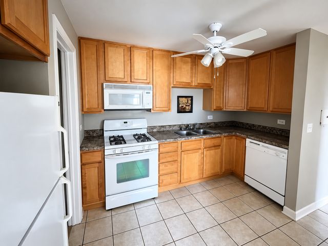 9307 W Irving Park Road 20, Schiller Park, IL 60176