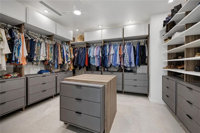 4144 Pinta Ct, Coral Gables, FL 33146