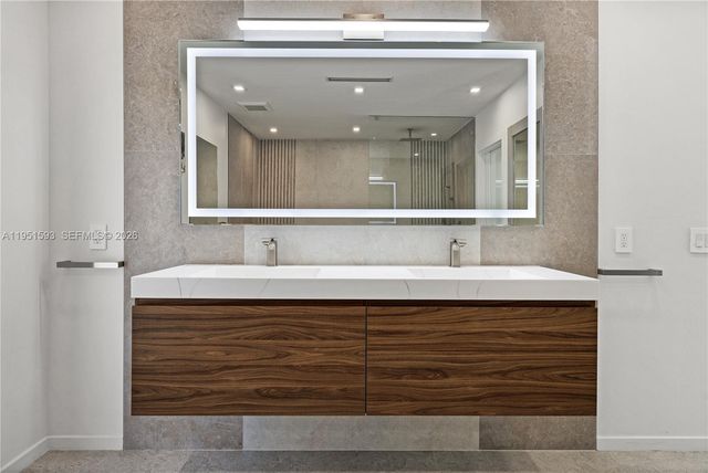 4144 Pinta Ct, Coral Gables, FL 33146