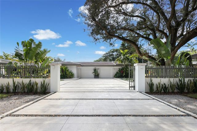 4144 Pinta Ct, Coral Gables, FL 33146