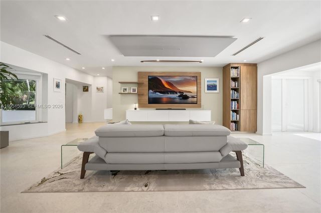 4144 Pinta Ct, Coral Gables, FL 33146