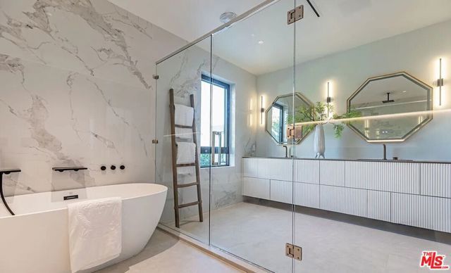 1271 Sunset Plaza Drive, Los Angeles, CA 90069