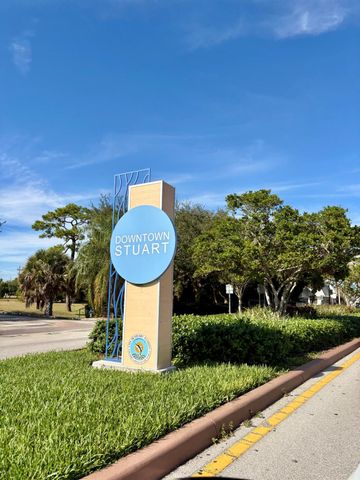 206 Osprey Preserve Boulevard, Jensen Beach, FL 34957