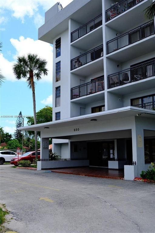 650 NE 149th Street 407A, Miami, FL 33161