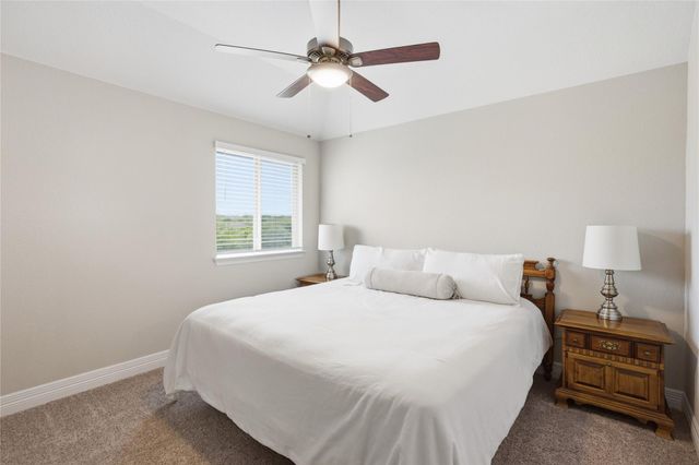 183 Lacy Oak DR, Buda, TX 78610