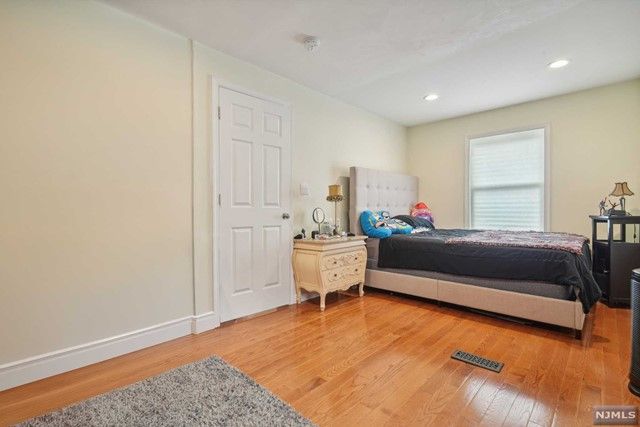 216 Irvington Road, Teaneck, NJ 07666