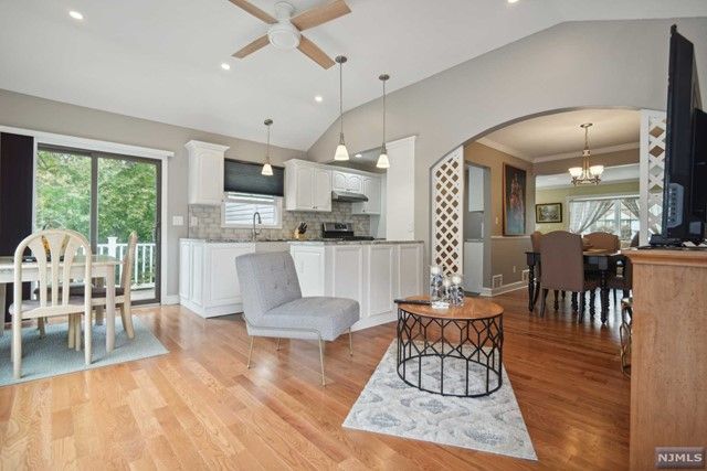 216 Irvington Road, Teaneck, NJ 07666