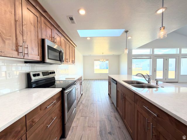 1155 S GRACE WAY, Layton, UT 84041