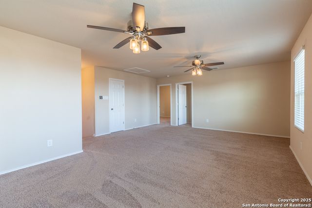 7143 Mesa Clfs, Converse, TX 78109