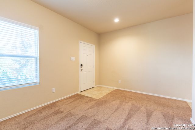 7143 Mesa Clfs, Converse, TX 78109