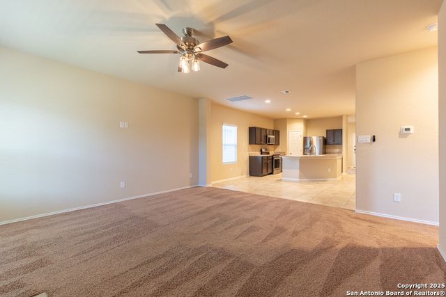 7143 Mesa Clfs, Converse, TX 78109