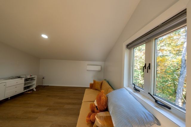 6 Aqueduct Rd, Wayland, MA 01778