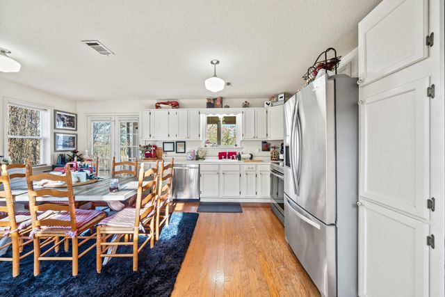 300 Razorback Road, Hot Springs, AR 71913