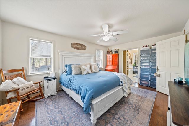 300 Razorback Road, Hot Springs, AR 71913