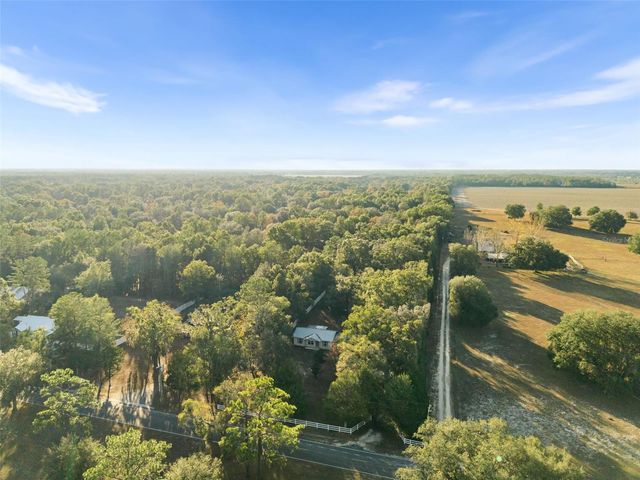 5739 NE 60TH AVENUE, High Springs, FL 32643