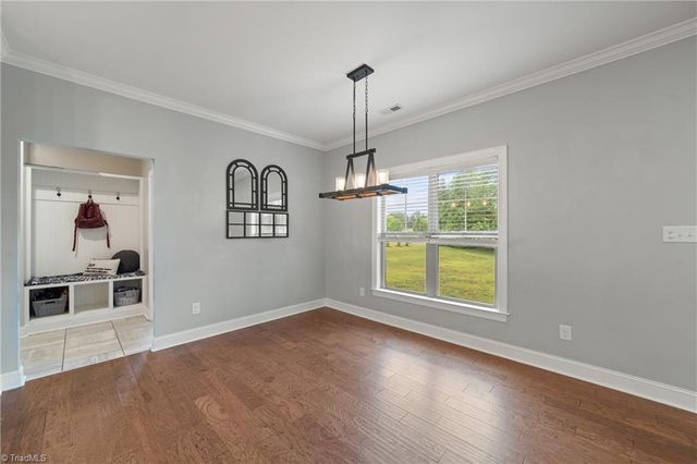 132 Grandworth Way, King, NC 27021