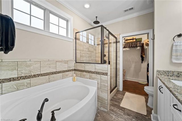 132 Grandworth Way, King, NC 27021