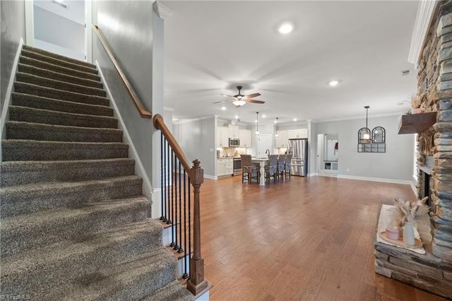 132 Grandworth Way, King, NC 27021