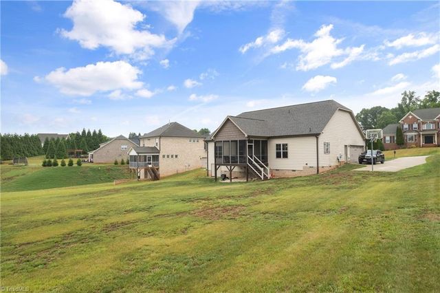 132 Grandworth Way, King, NC 27021