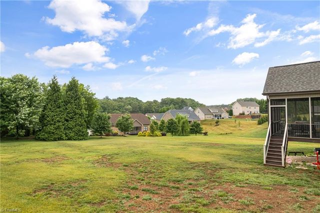 132 Grandworth Way, King, NC 27021