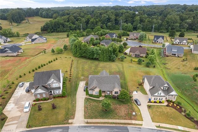 132 Grandworth Way, King, NC 27021
