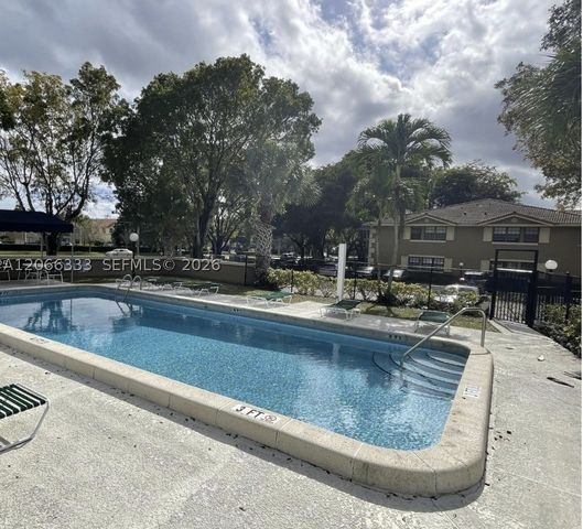 2596 Riverside Dr 2596, Coral Springs, FL 33065