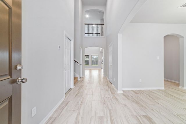 4919 Valley White Oak Lane, Houston, TX 77084