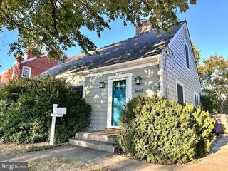 1683 N LONGFELLOW ST, Arlington, VA 22205