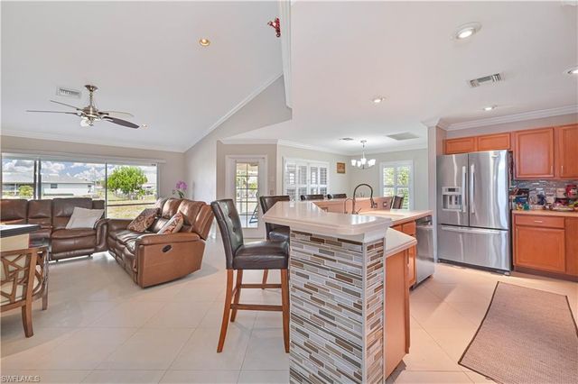917 Albert AVE, Lehigh Acres, FL 33971