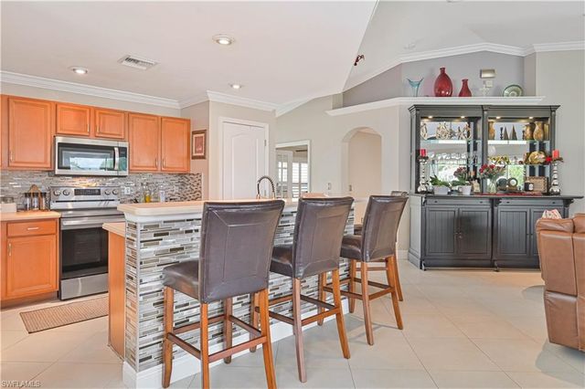 917 Albert AVE, Lehigh Acres, FL 33971